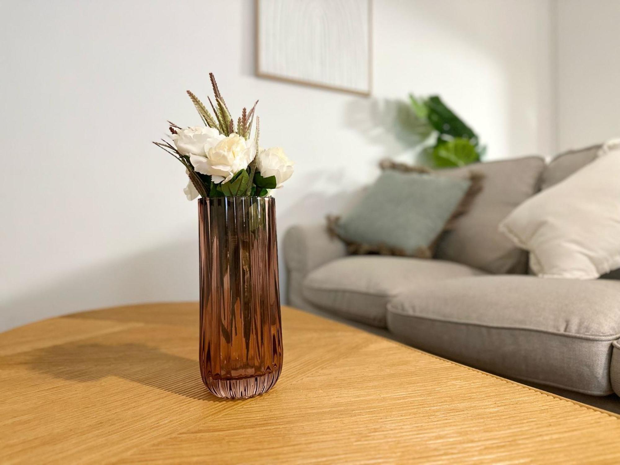 Designer Apartment Near Main Station Wina Bagian luar foto